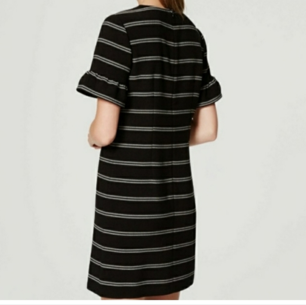 Ann Taylor Loft Black & White Striped Ruffle Sleeve Shift Dress Size 14 - Picture 2 of 7